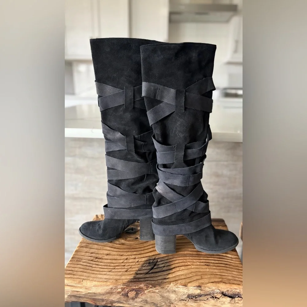 Free people Women's Paradiso  Black Suede Wrap Knee-High Boots - Picture 4 of 8